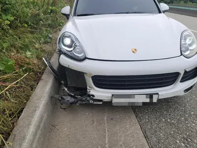 2015 Porsche Cayenne VIN: