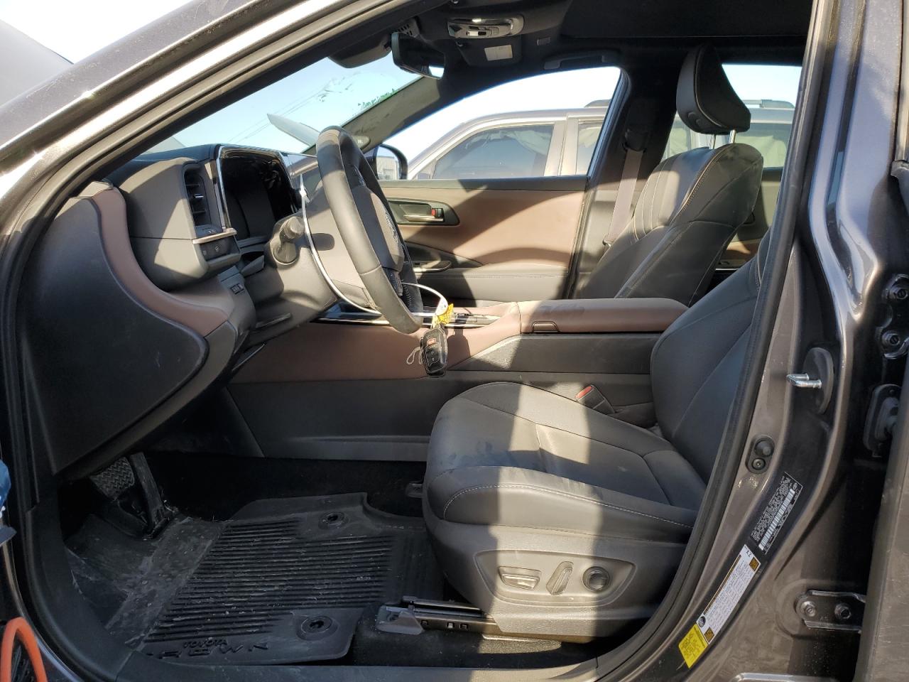 2024 TOYOTA CROWN XLE VIN:JTDAAAAF8R3025606
