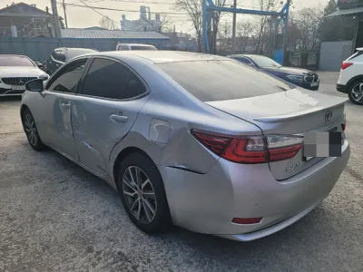 2016 Lexus ES 300 VIN: