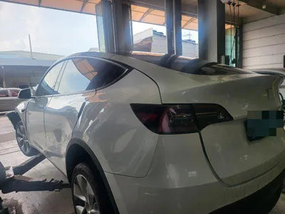 2021 Tesla Model Y VIN: