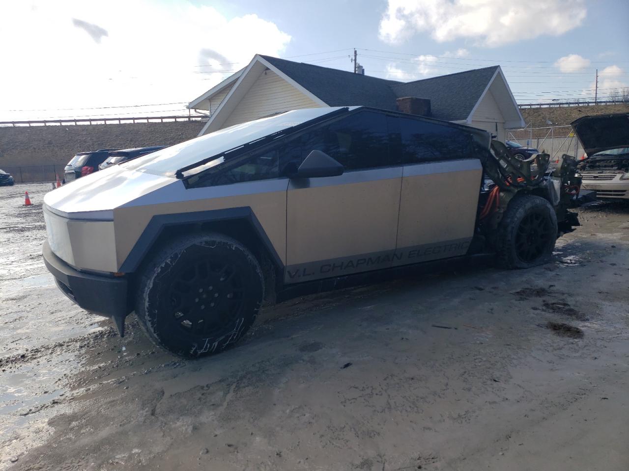 2024 TESLA CYBERTRUCK  VIN:7G2CEHED6RA006192