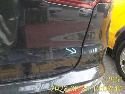 2015 Porsche Cayenne VIN: