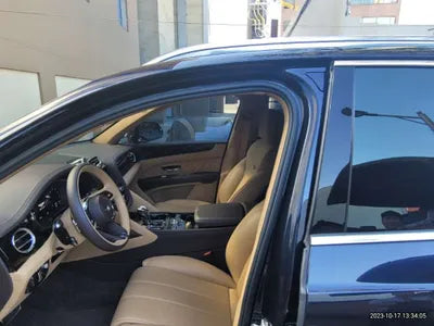 2022 Bentley Bentayga SJAAM14VXNC013723 VIN:SJAAM14VXNC013723