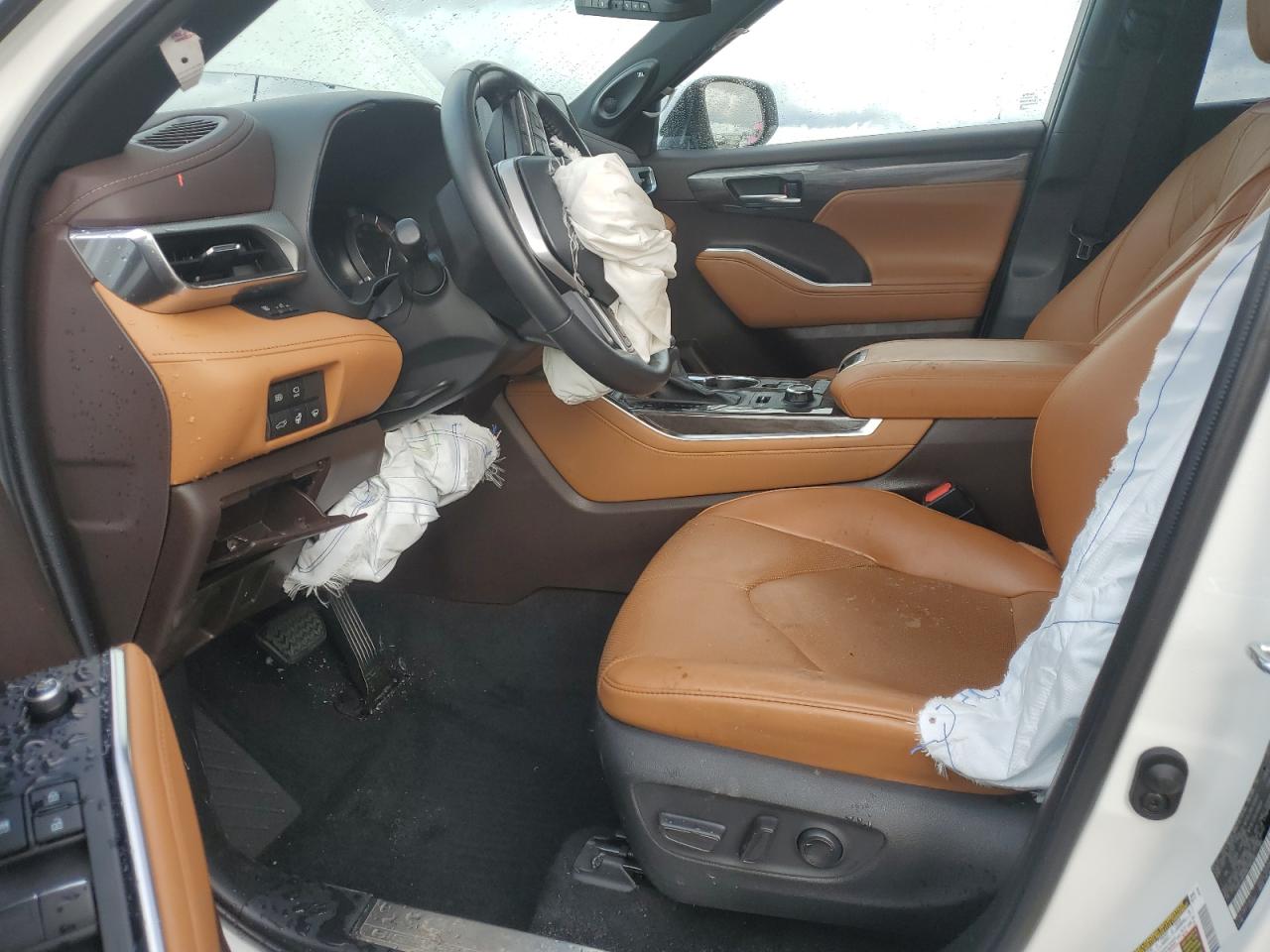 2022 TOYOTA HIGHLANDER PLATINUM VIN:5TDFZRBH0NS195786