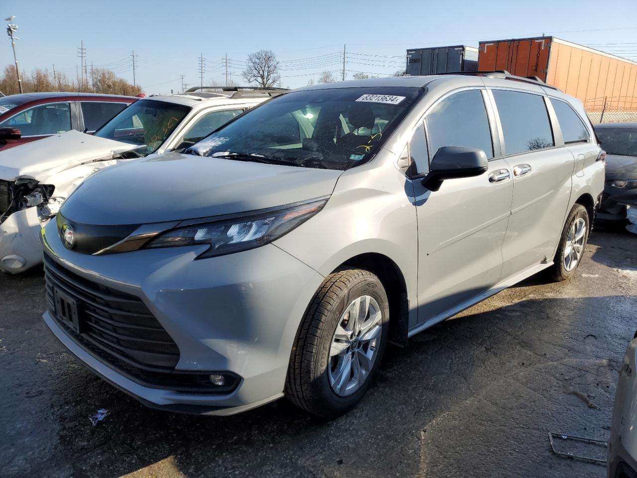 2022 TOYOTA SIENNA XLE VIN:5TDASKFC5NS047766