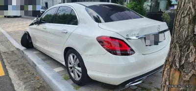 2018 Mercedes-Benz C 220 VIN: