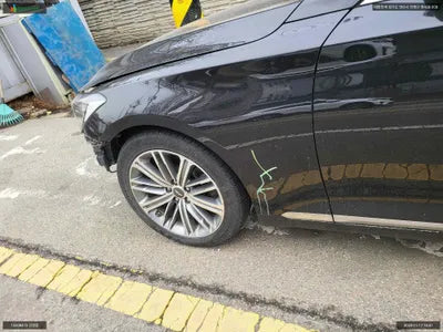 2017 Genesis G80 KMHGL41DBJU246072 VIN:KMHGL41DBJU246072