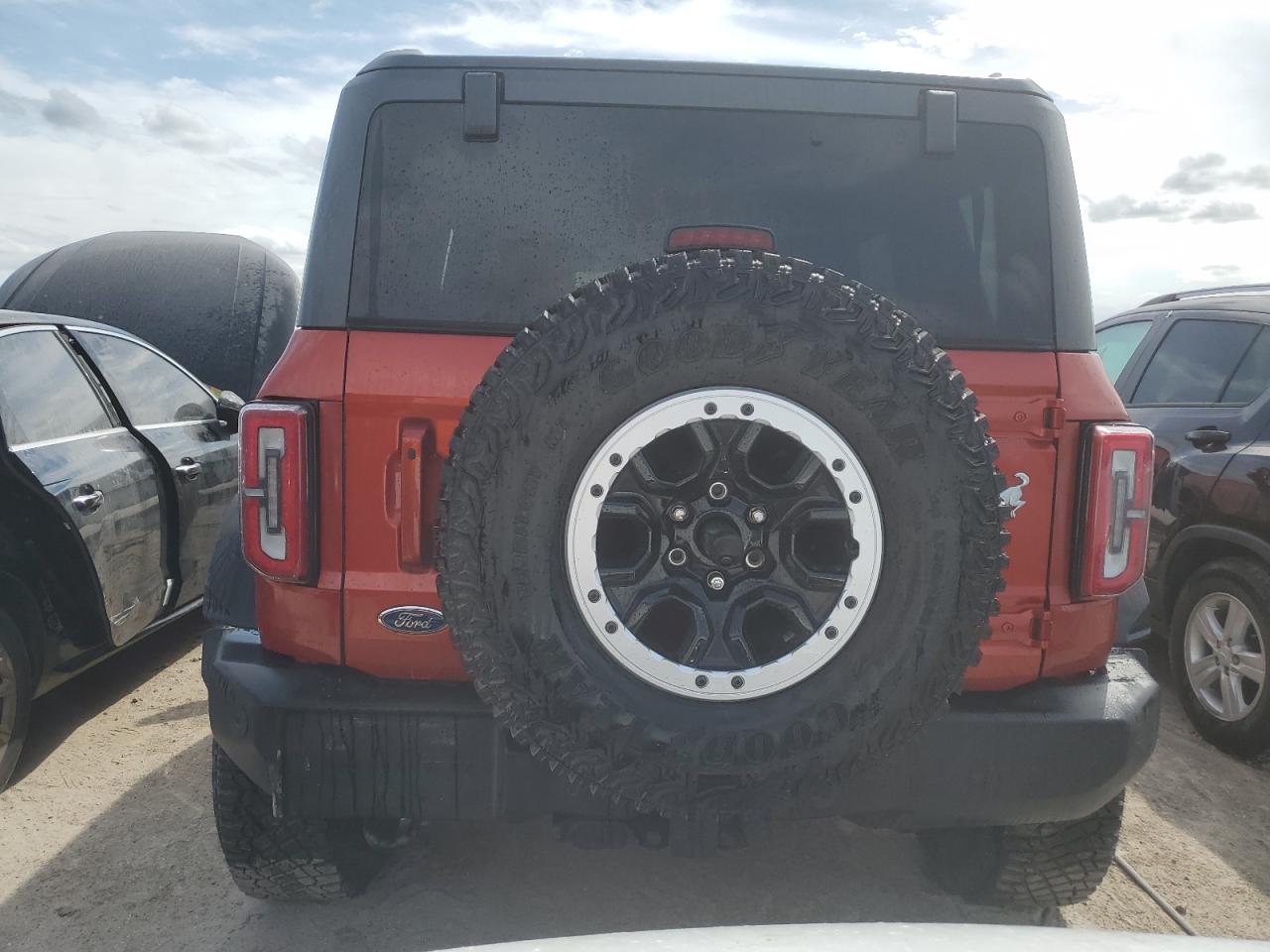 2023 FORD BRONCO BASE VIN:1FMDE5DH3PLB10433