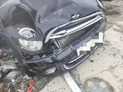 2015 MINI Cooper VIN: