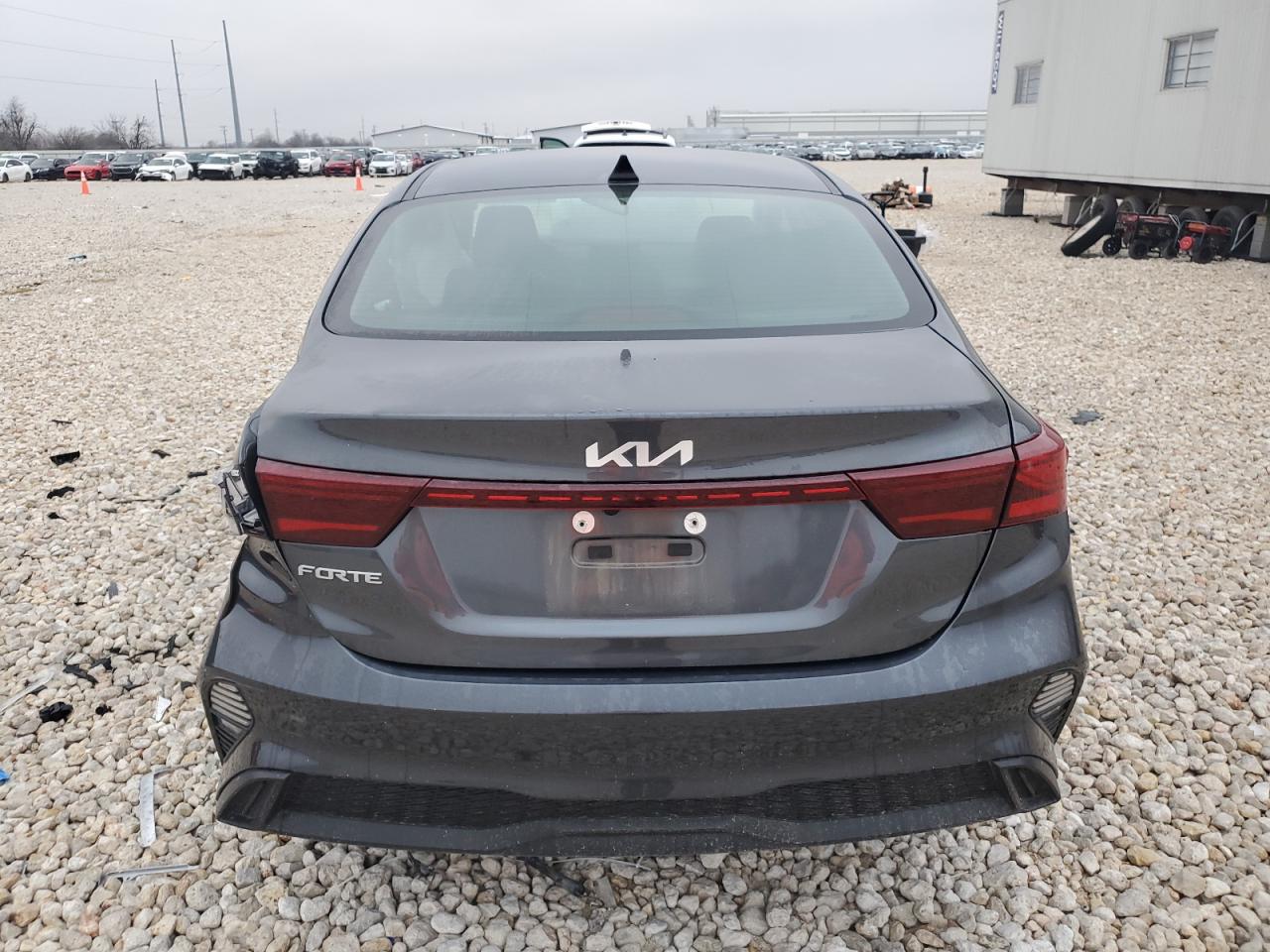 2022 KIA FORTE FE VIN:3KPF24AD9NE427138