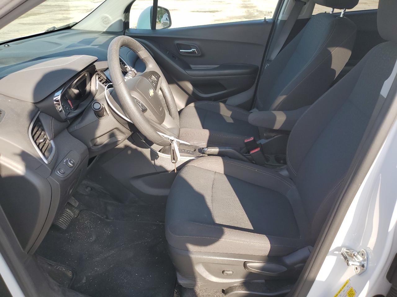 2022 CHEVROLET TRAX LS VIN:KL7CJKSM5NB527675