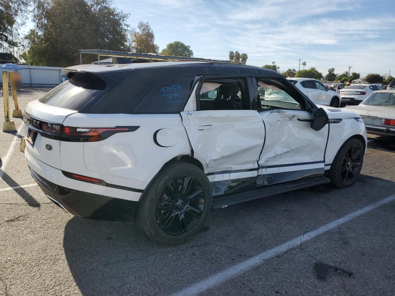 2023 LAND ROVER RANGE ROVER VELAR R-DYNAMIC S VIN:SALYT2EU1PA358335