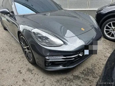 2023 Porsche Panamera VIN:
