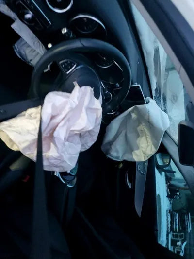 2017 Mercedes-Benz C 200 990KMWDDWF4CB2HF4 VIN:990KMWDDWF4CB2HF4