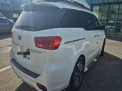 2018 Kia Carnival VIN: