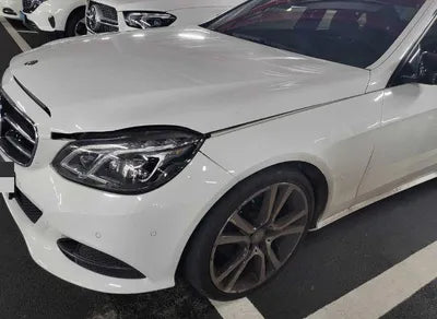 2016 Mercedes-Benz E 220 VIN: