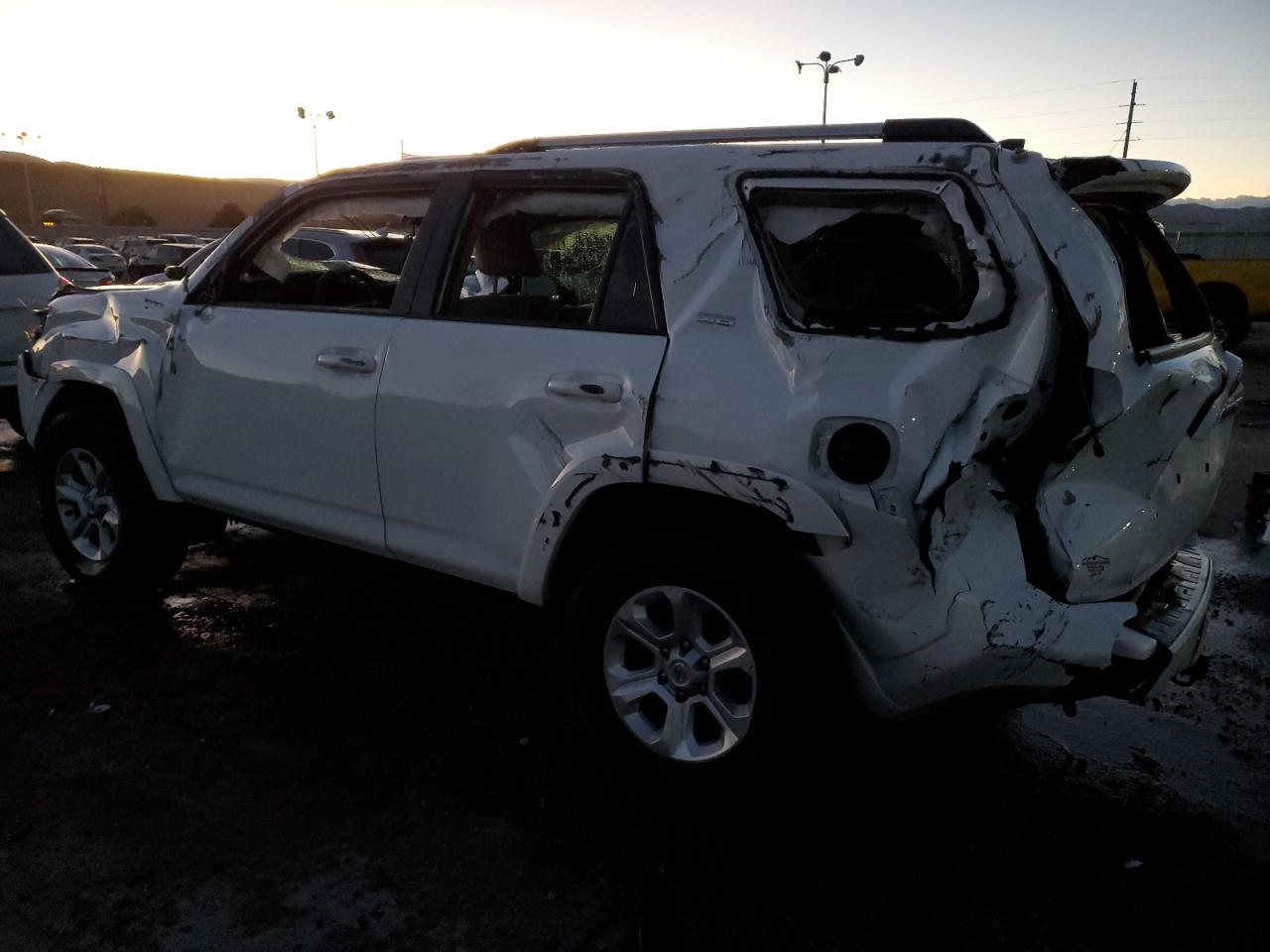 2023 TOYOTA 4RUNNER SE VIN:JTENU5JR6P6117444