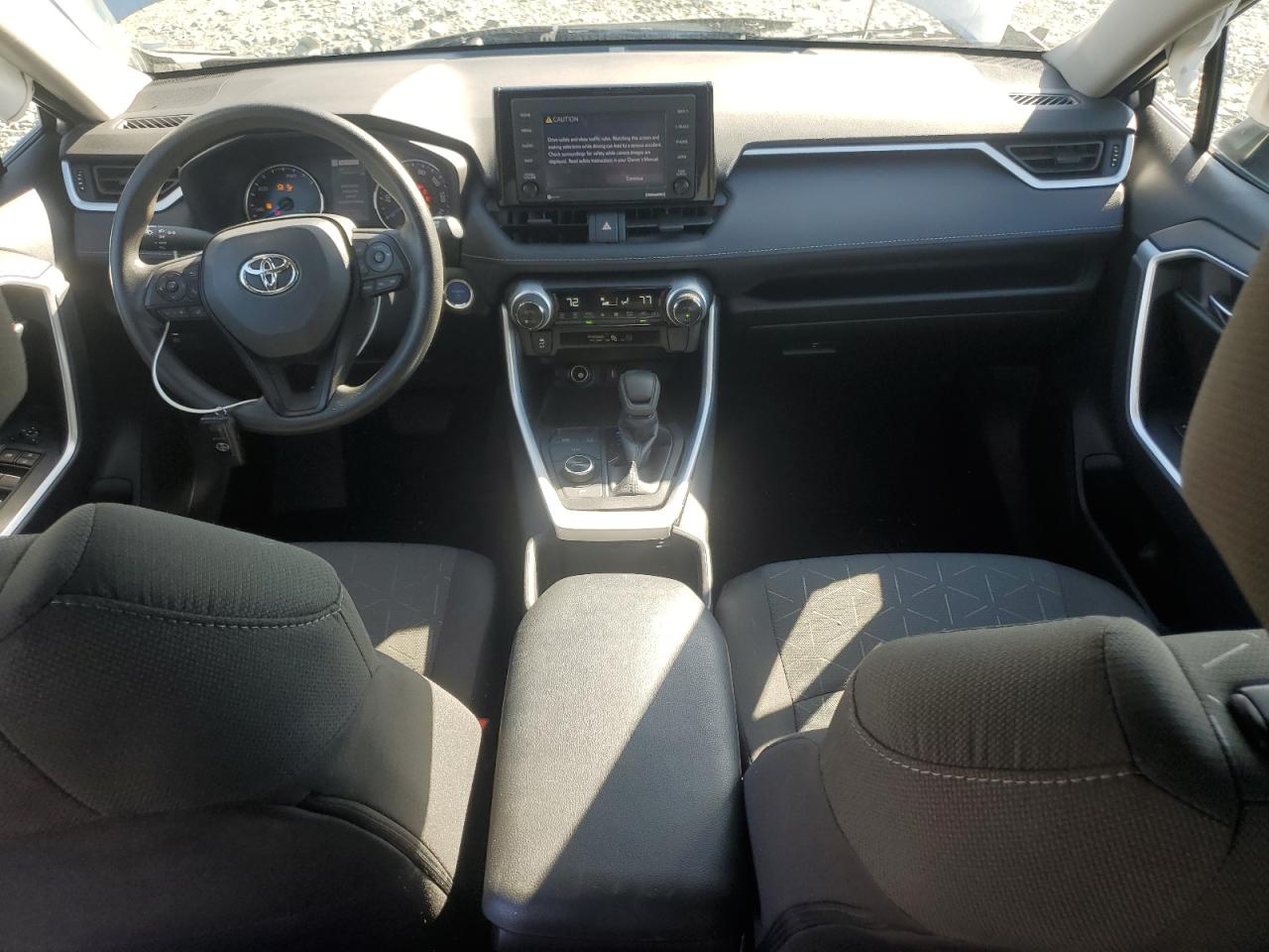 2022 TOYOTA RAV4 XLE VIN:4T3RWRFV5NU068102