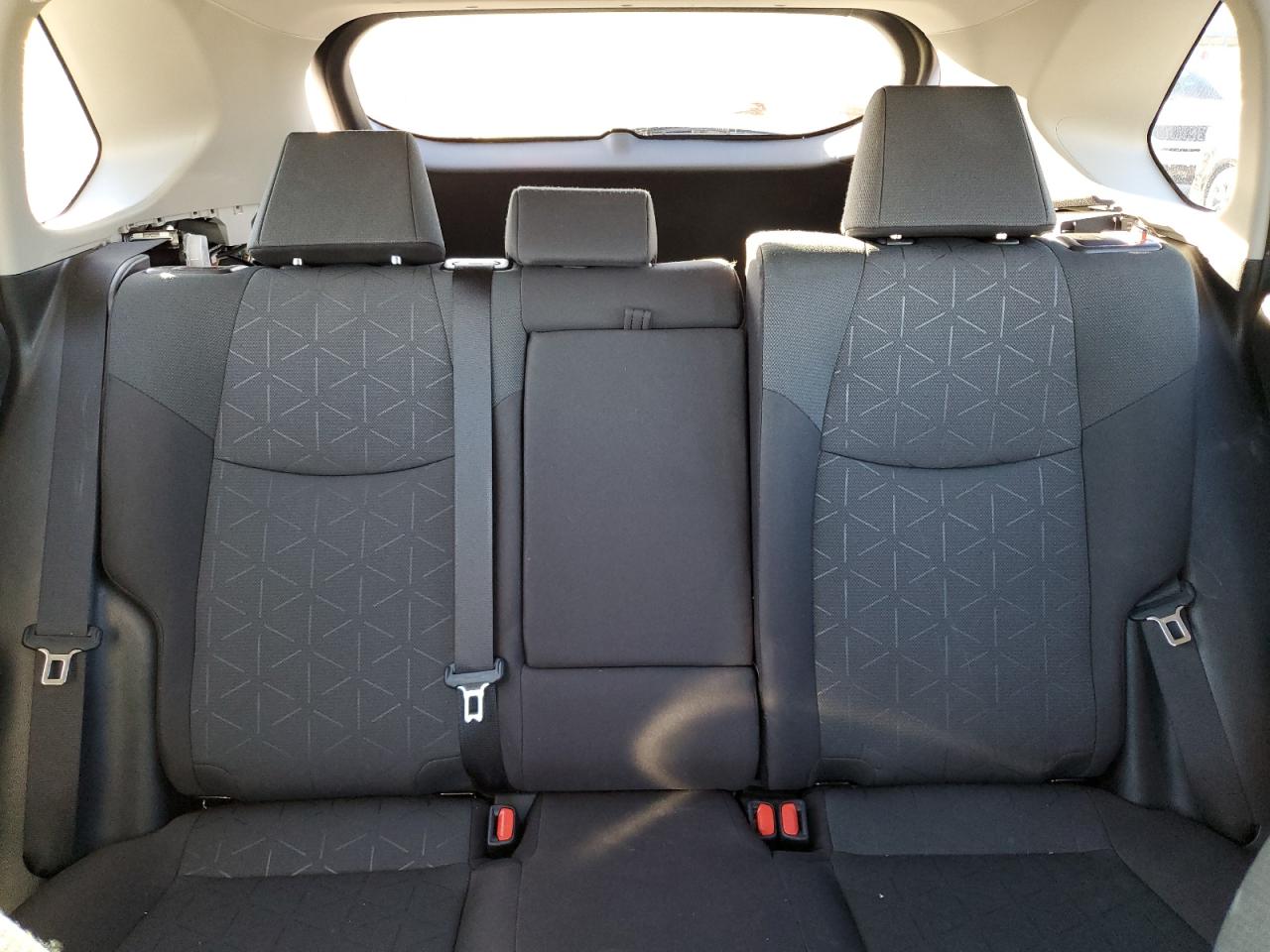 2024 TOYOTA RAV4 XLE VIN:2T3P1RFV0RC418362