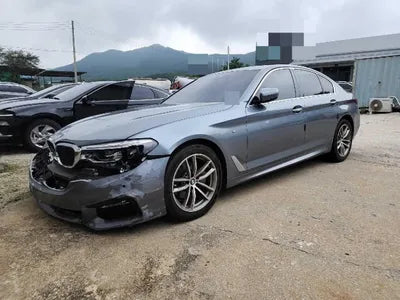 2018 BMW 520 VIN: