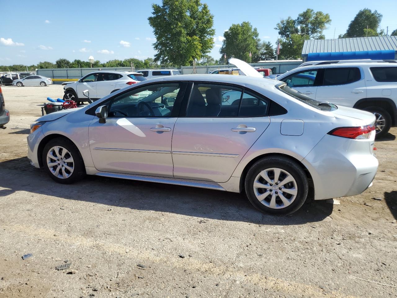 2022 TOYOTA COROLLA LE VIN:5YFEPMAE6NP339068