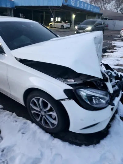 2017 Mercedes-Benz C 200 990KMWDDWF4CB2HF4 VIN:990KMWDDWF4CB2HF4