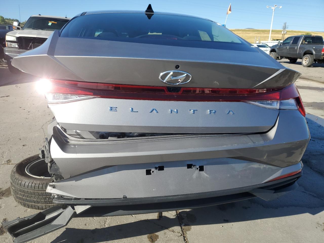 2023 HYUNDAI ELANTRA SEL VIN:KMHLM4AG6PU499213