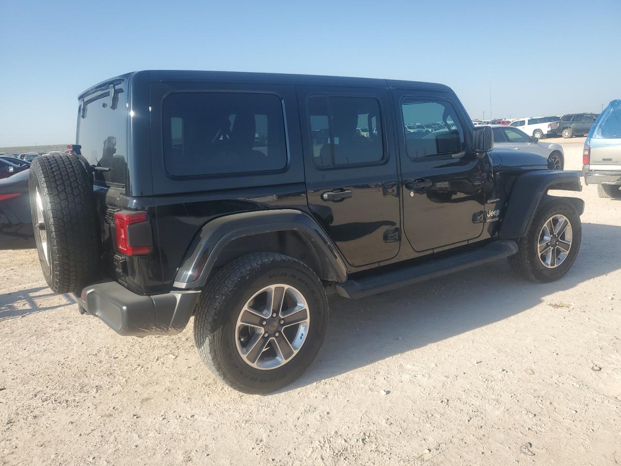 2022 JEEP WRANGLER UNLIMITED SAHARA VIN:1C4HJXEG9NW254745