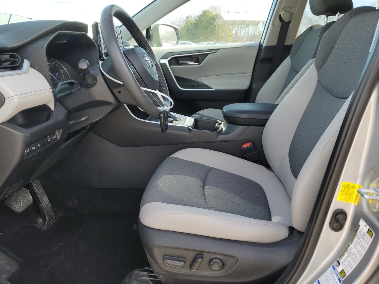 2022 TOYOTA RAV4 XLE VIN:2T3RWRFVXNW140878