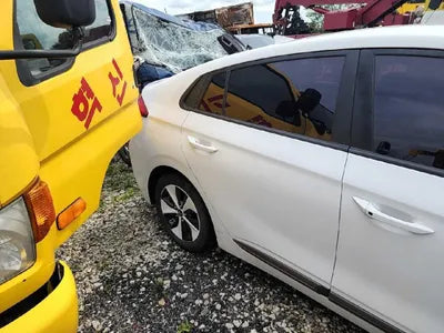 2017 Hyundai Ioniq KMHC851HFHU011106 VIN:KMHC851HFHU011106