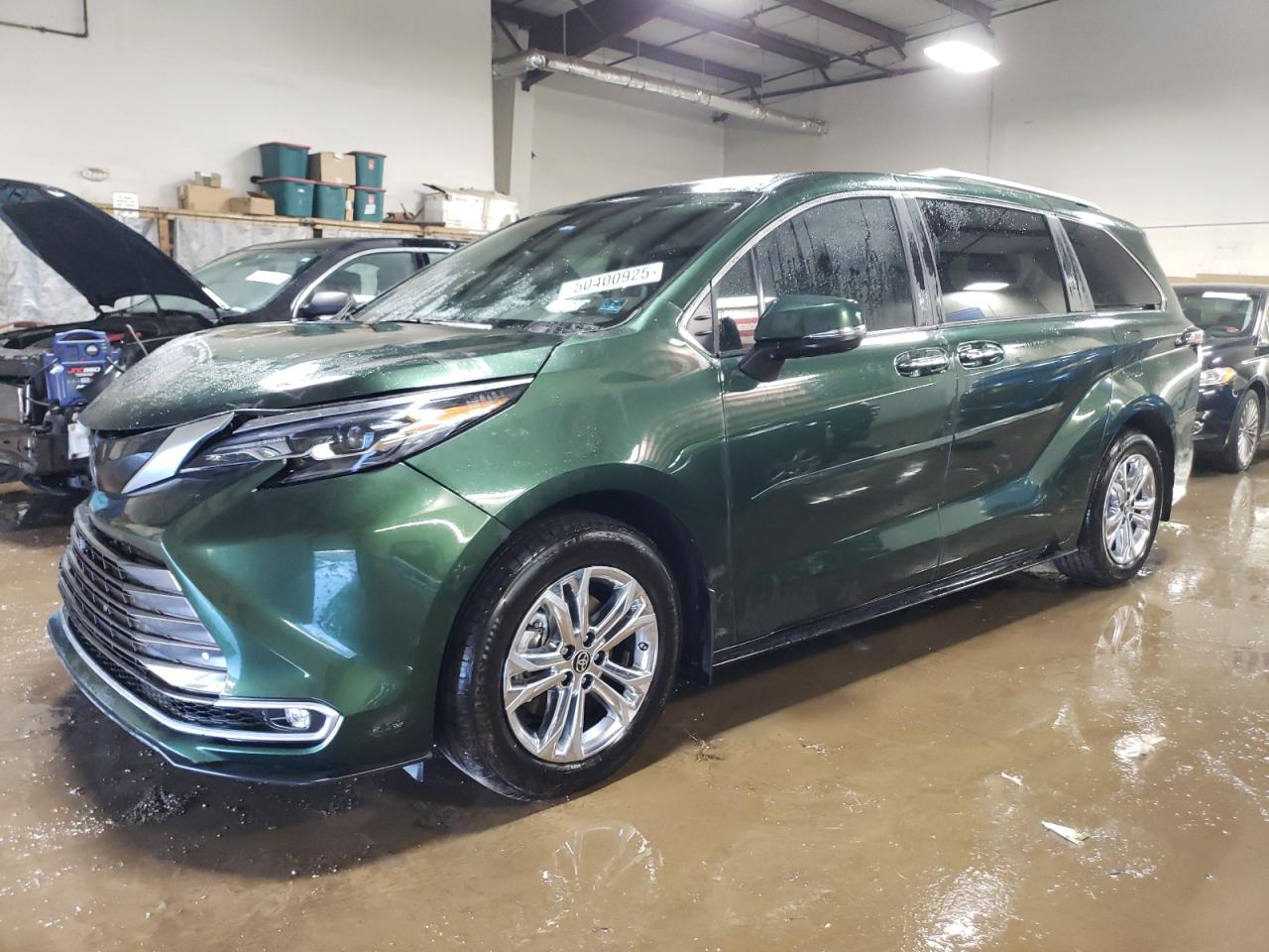 2024 TOYOTA SIENNA LIMITED VIN:5TDESKFC7RS139338