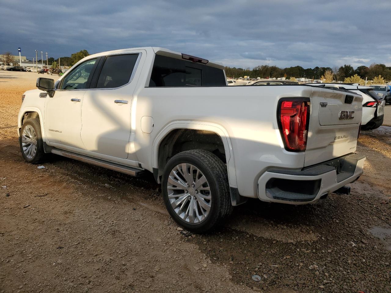 2022 GMC SIERRA K1500 DENALI VIN:3GTUUGED0NG681984
