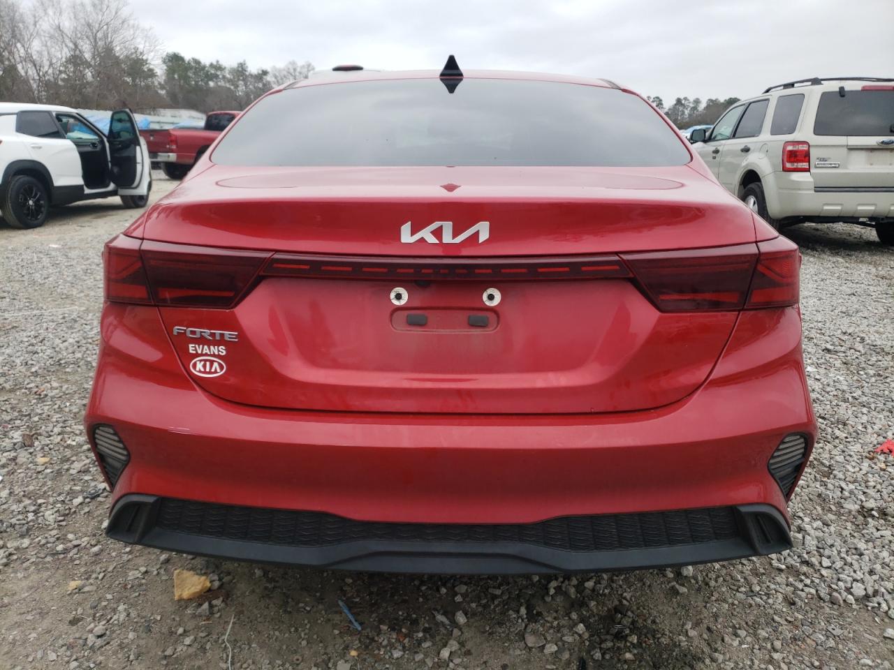 2022 KIA FORTE FE VIN:3KPF24AD2NE467688