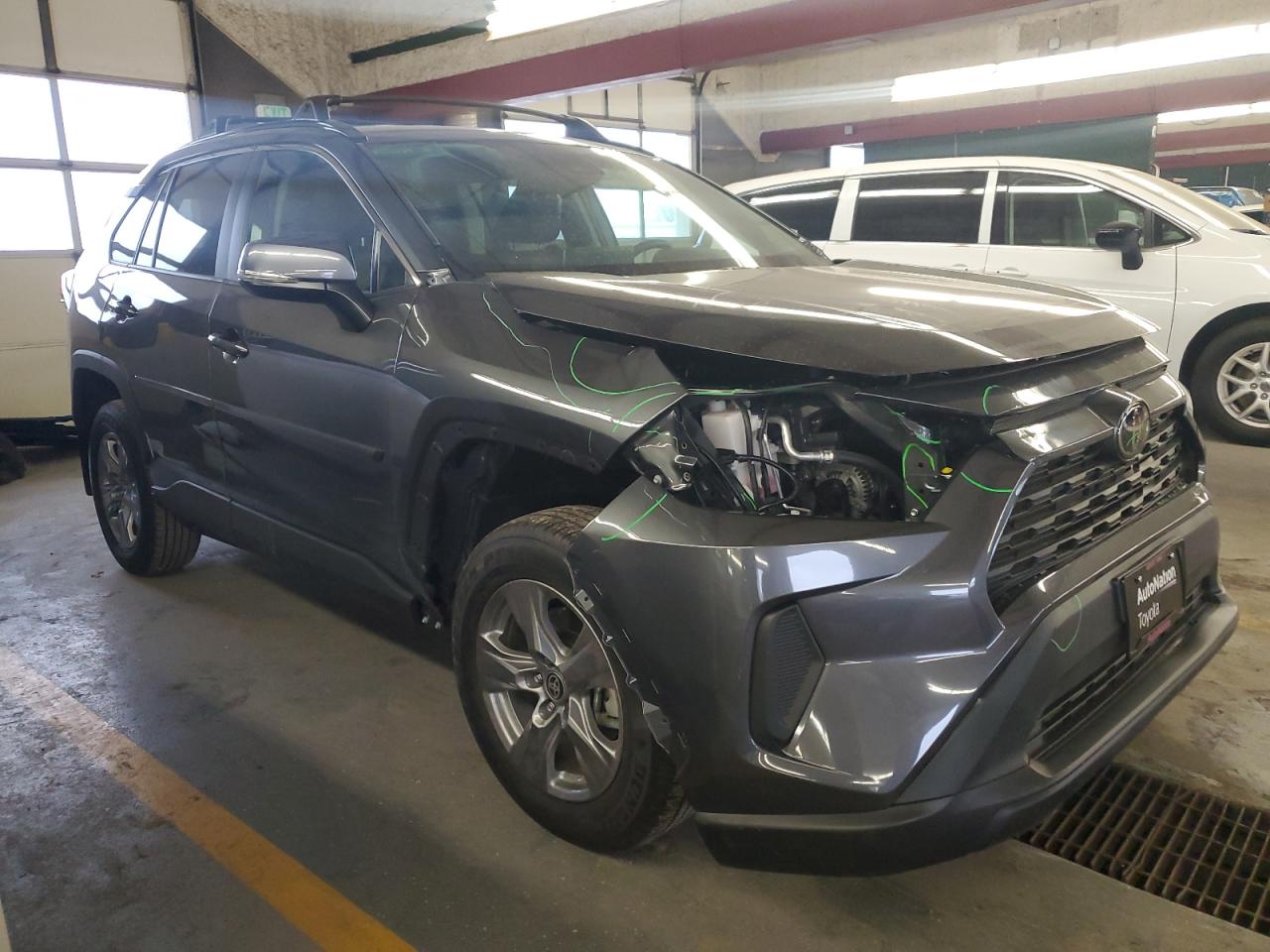 2024 TOYOTA RAV4 XLE VIN:2T3P1RFV0RC411797