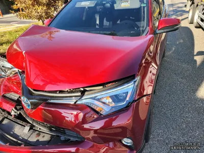 2017 Toyota RAV4 VIN: