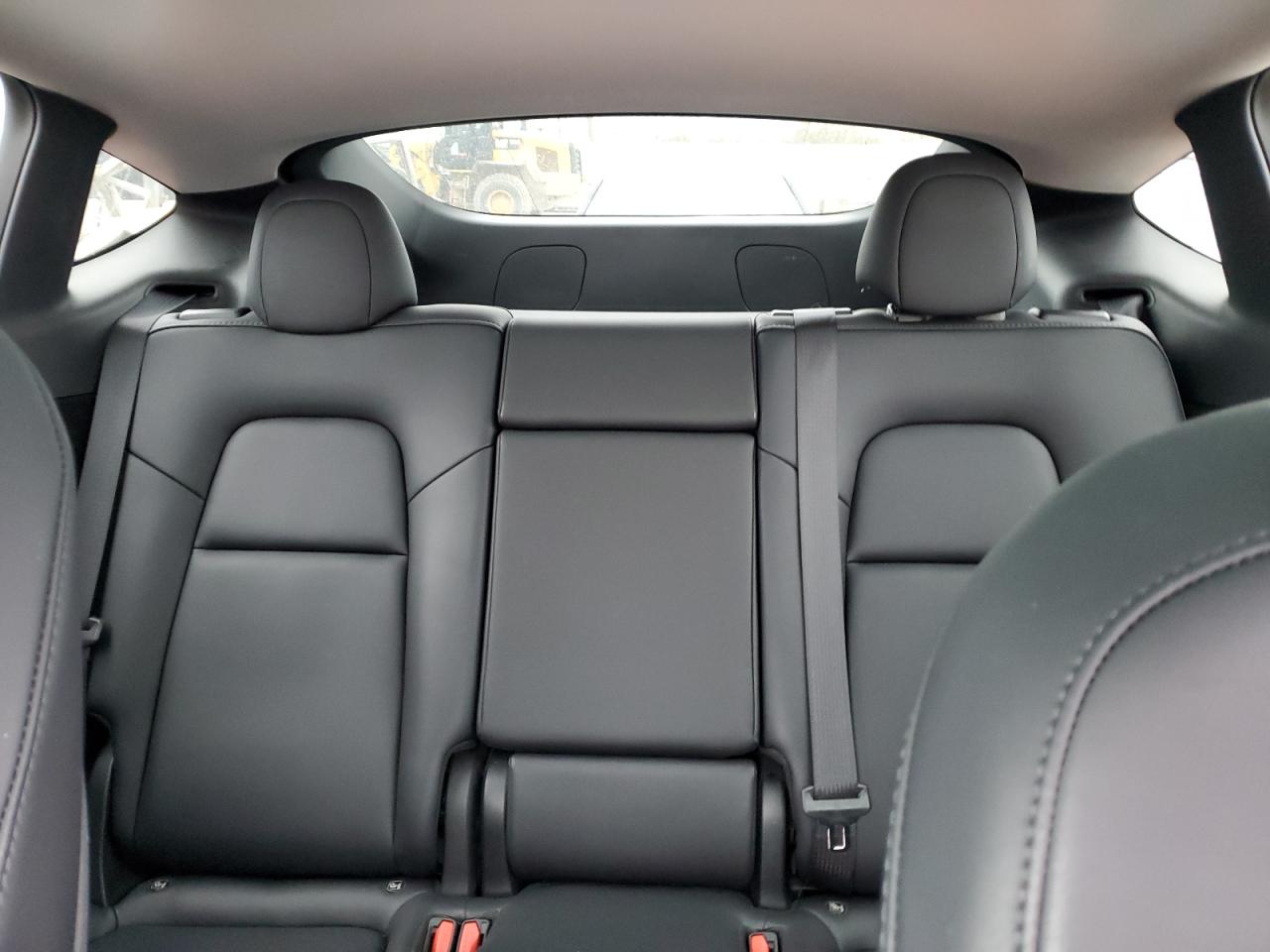 2023 TESLA MODEL Y  VIN:7SAYGDEE6PF669205