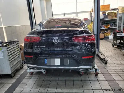 2020 Mercedes-Benz GLC 300 VIN: