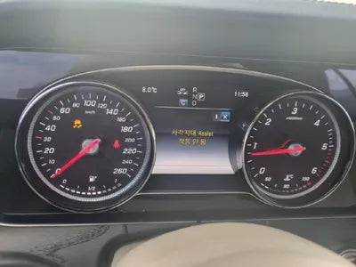 2018 Mercedes-Benz E 220 VIN: