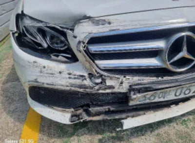 2019 Mercedes-Benz E 300 WDDZF4KB7KA671695 VIN:WDDZF4KB7KA671695