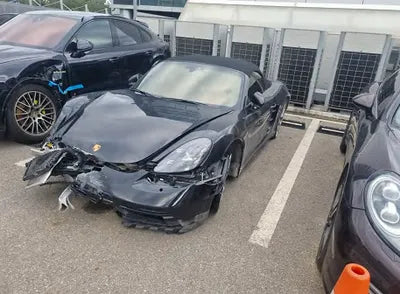 2018 Porsche Boxster WP0CB2982JS228602 VIN:WP0CB2982JS228602