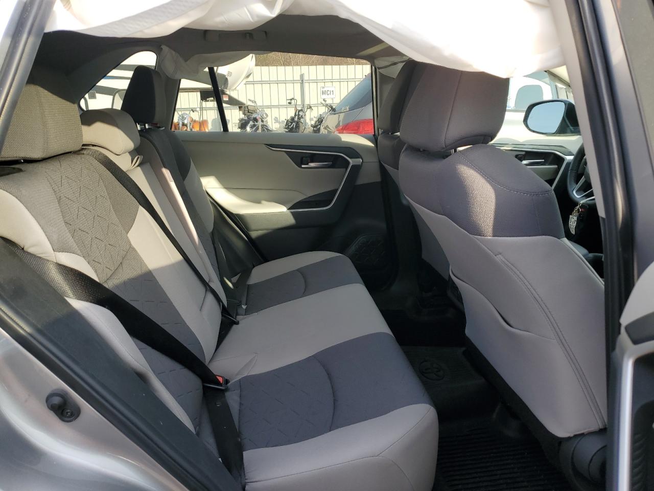 2022 TOYOTA RAV4 XLE VIN:2T3P1RFV4NW317978