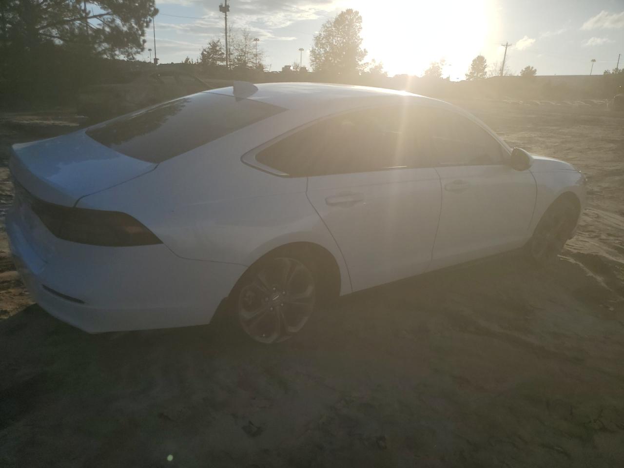 2024 HONDA ACCORD EX VIN:1HGCY1F3XRA037885