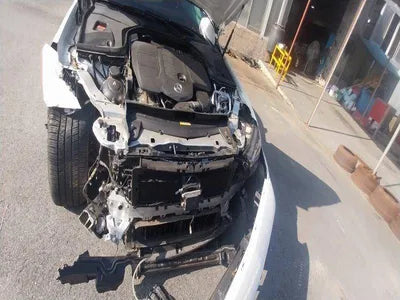 2022 Mercedes-Benz E 220 VIN: