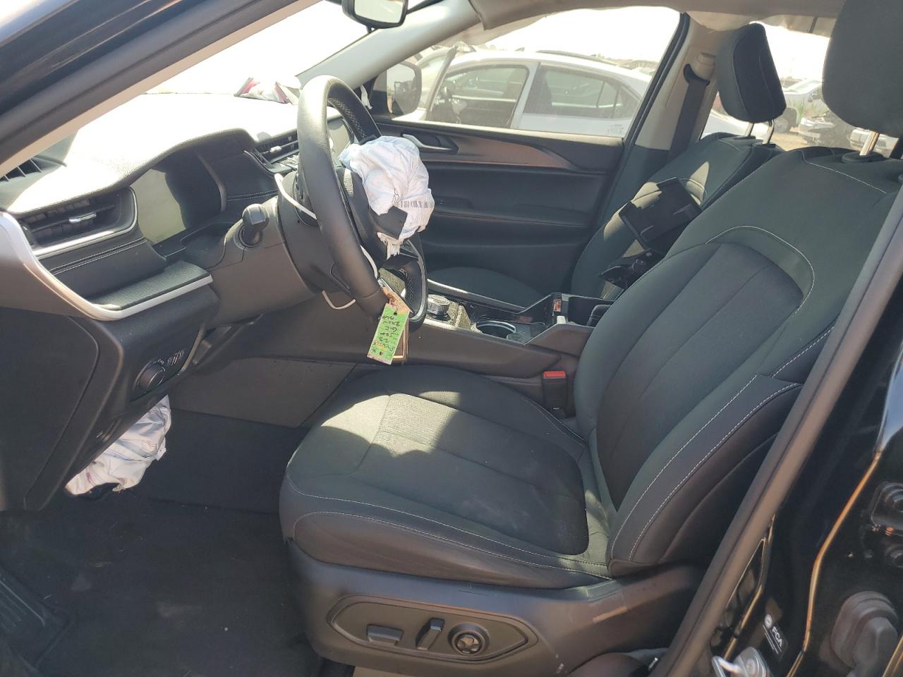 2023 JEEP GRAND CHEROKEE LAREDO VIN:1C4RJHAGXPC548773