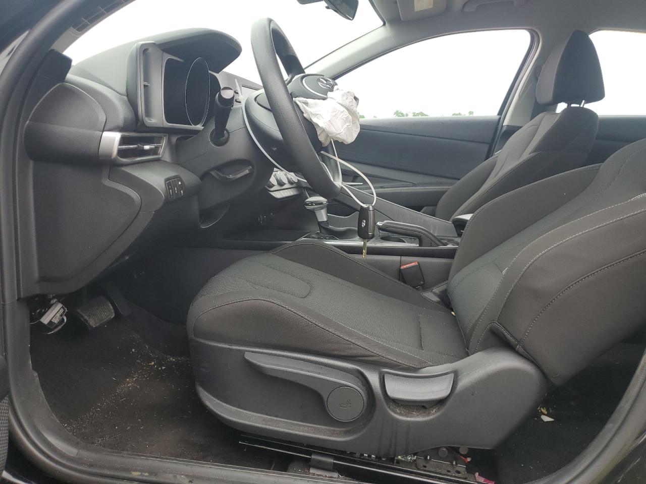 2022 HYUNDAI ELANTRA SE VIN:KMHLL4AG2NU356338