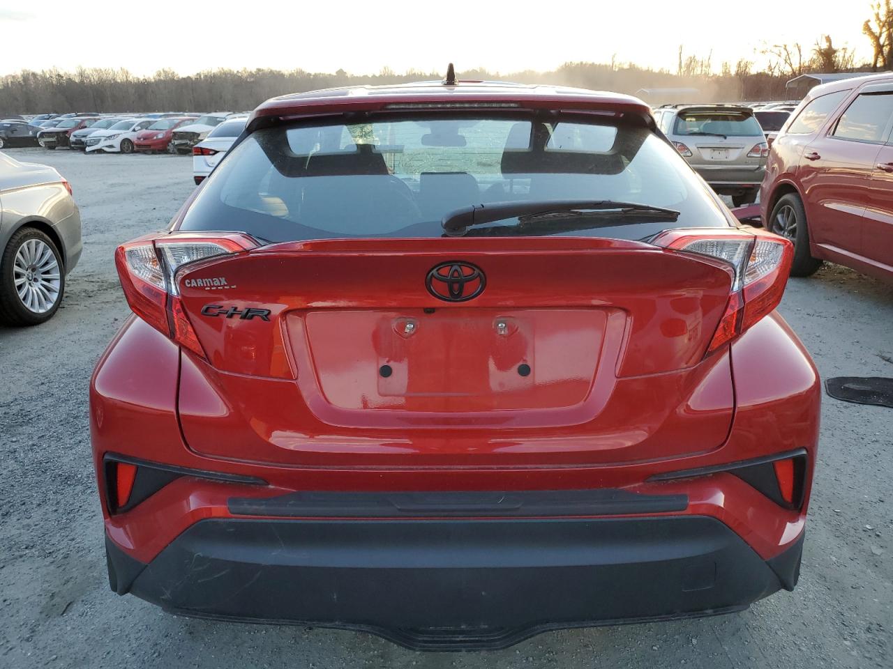 2022 TOYOTA C-HR XLE VIN:NMTKHMBX4NR143037