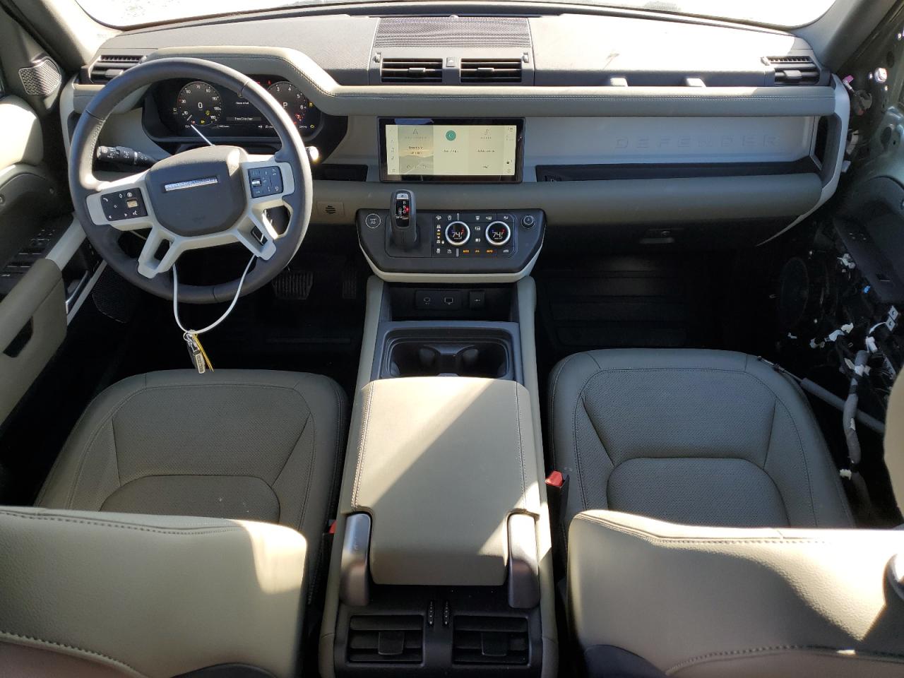 2024 LAND ROVER DEFENDER 110 S VIN:SALEJEEX9R2339436