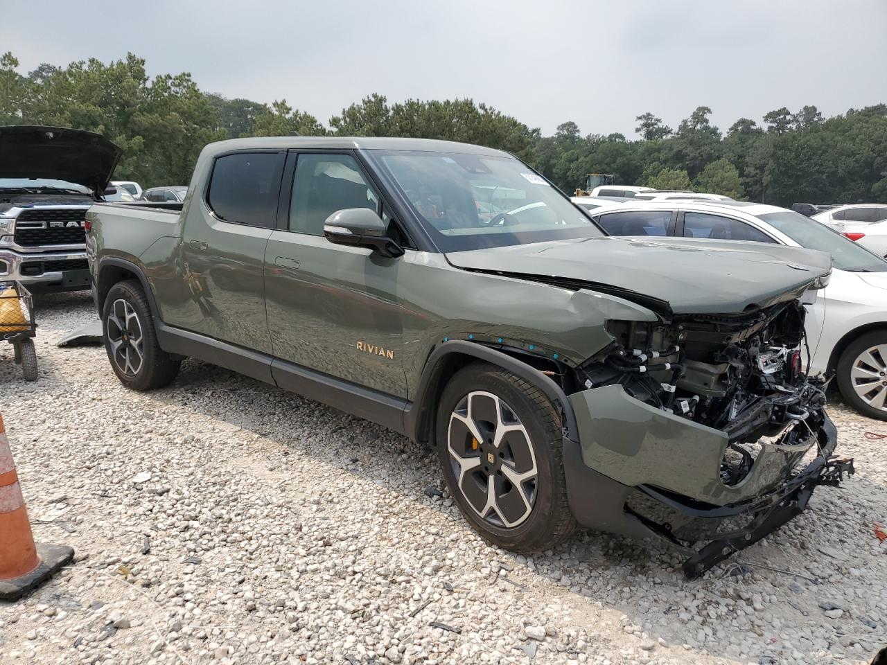 2022 RIVIAN R1T LAUNCH EDITION VIN:7FCTGAAL5NN009630