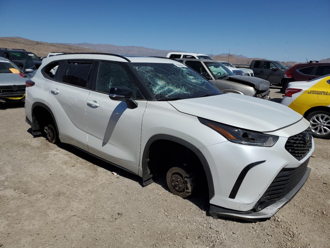 2022 TOYOTA HIGHLANDER XSE VIN:5TDJZRBH1NS195709