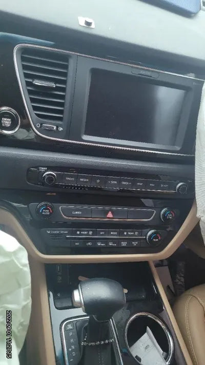 2018 Kia Carnival VIN: